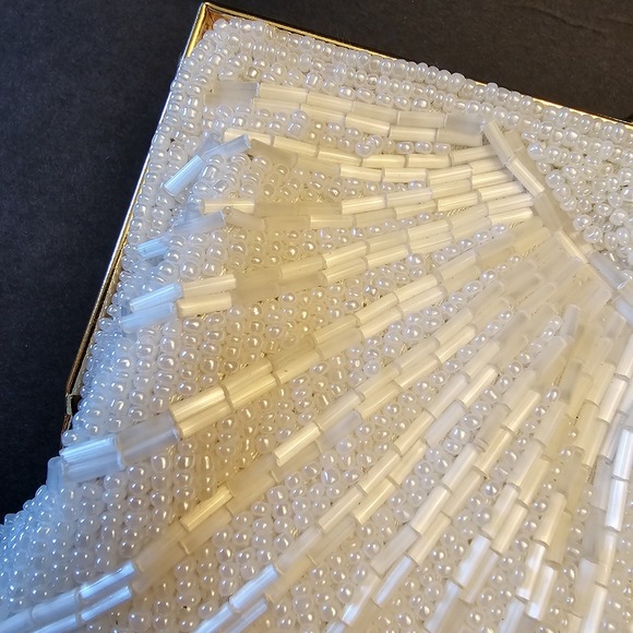 Partners Mervyns Purse White Gold Beaded Clam Shell Evening Handbag Lined VTG - Picture 8 of 16